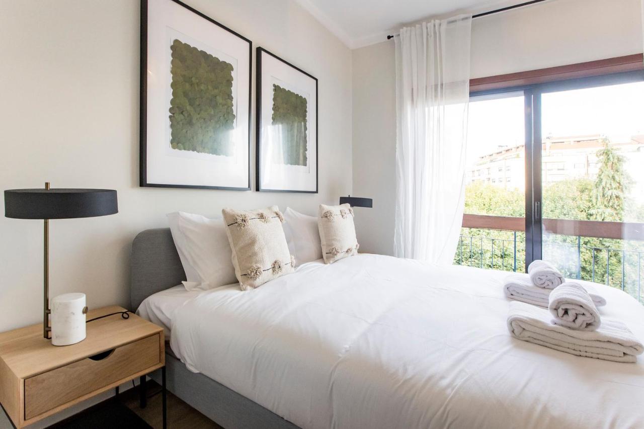 2Br Flat In Bonfim W/ Ac & Balcony By Lovelystay ปอร์โต ภายนอก รูปภาพ